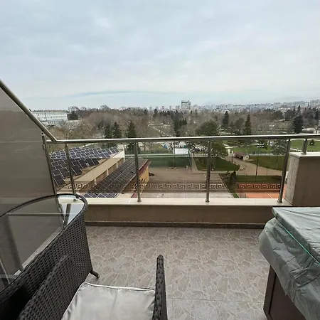 градски парк Apartament Dobricz